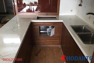 Đá ốp bàn bếp trắng vân nâu